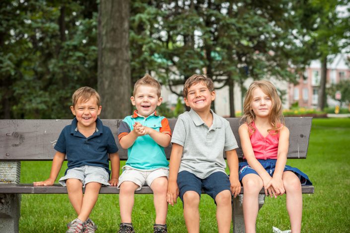 Famille : Cousin.e.s -, KW: frères, soeurs, cousins