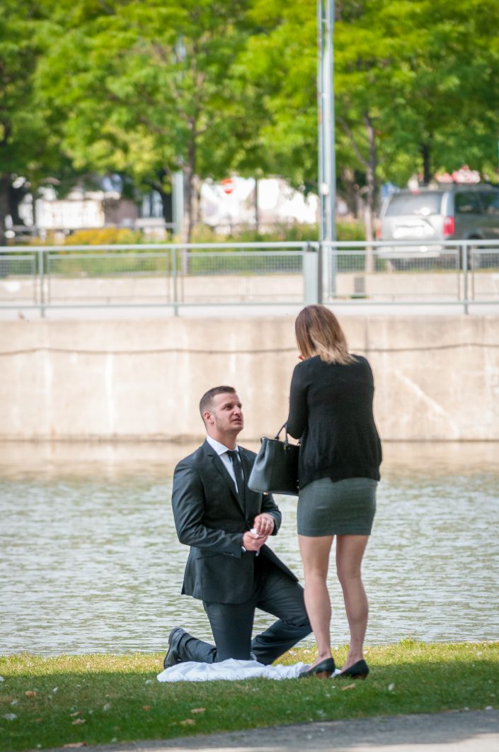 Fiancailles : La demande -, KW: Engagement, Mariage