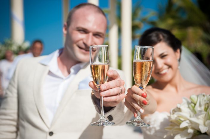 Destination Wedding: Now, fiesta - KW: Mexico