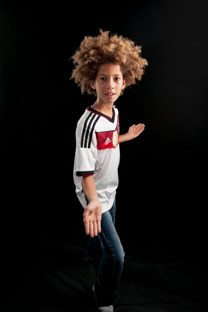 Casting : Miky : First shoot of his starting career!, KW: Acteur, Artiste, Modèles