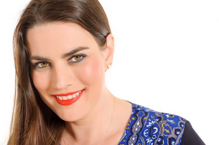 Casting : Myrabel Mathieu -Wearing her marvellous smile KW: Acteur, Artiste, Décors, FondBlanc, Modèles, Studio, cyclo
