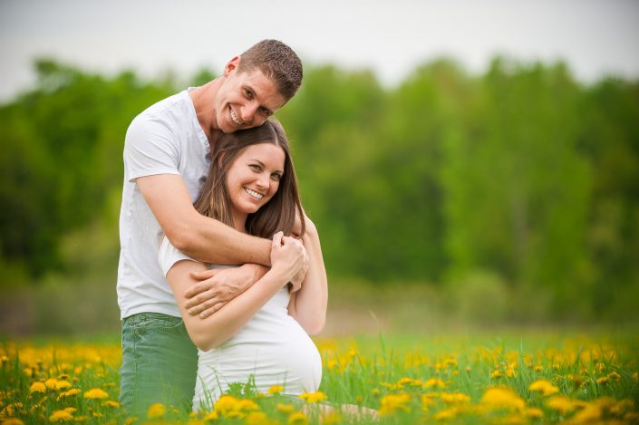 Maternity: Spring bright smile -, KW: belly couple, fields